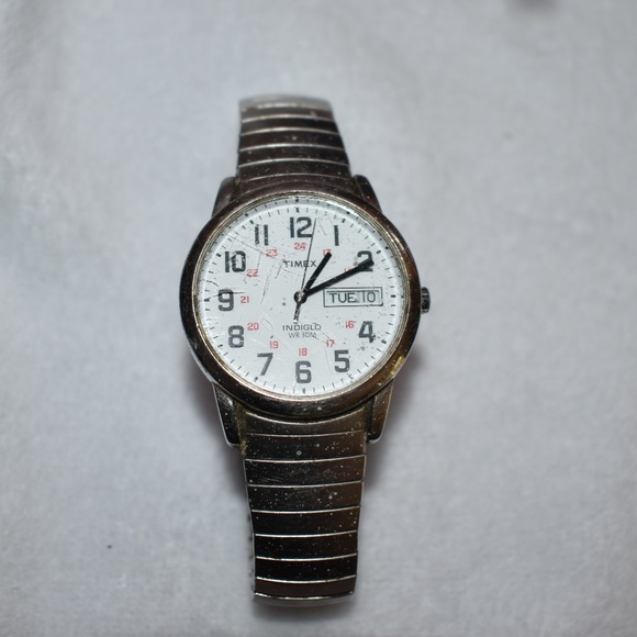 VTG SS Timex Indiglo Calendar Watch WR30 - Picture 2 of 8